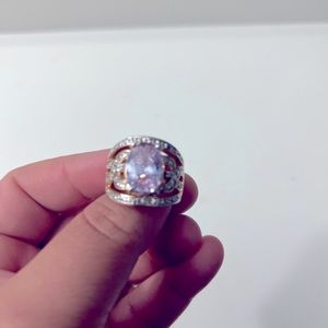 Light purple ring